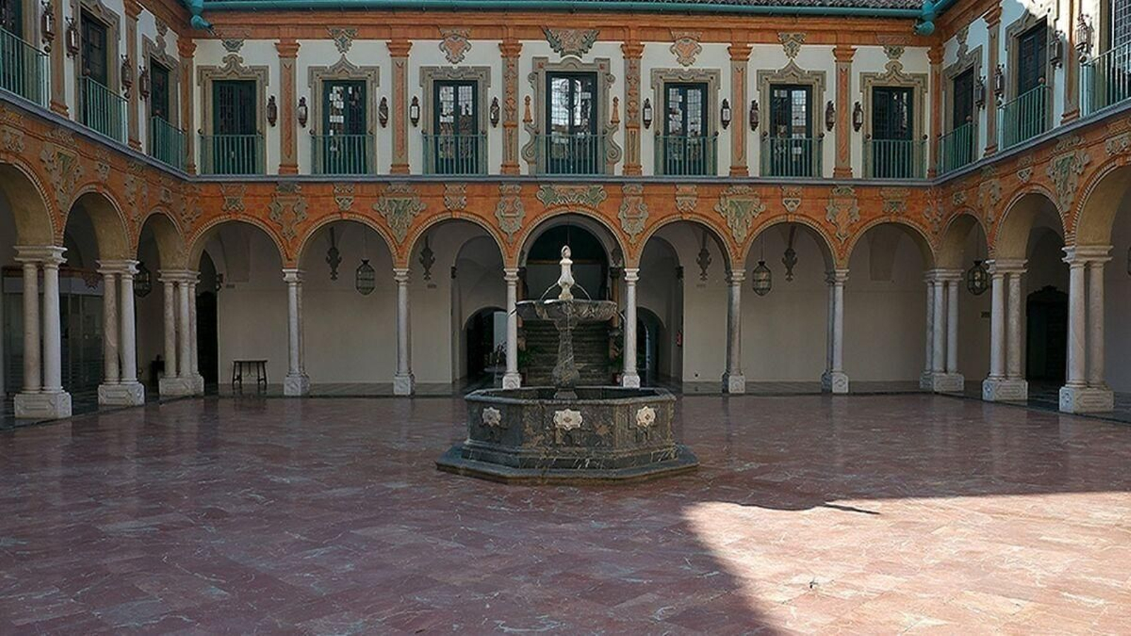 Durante su estancia en Córdoba Colón también encontró el amor en Beatriz Enríquez de Arana, con la que tuvo a su segundo hijo: Fernando Colón