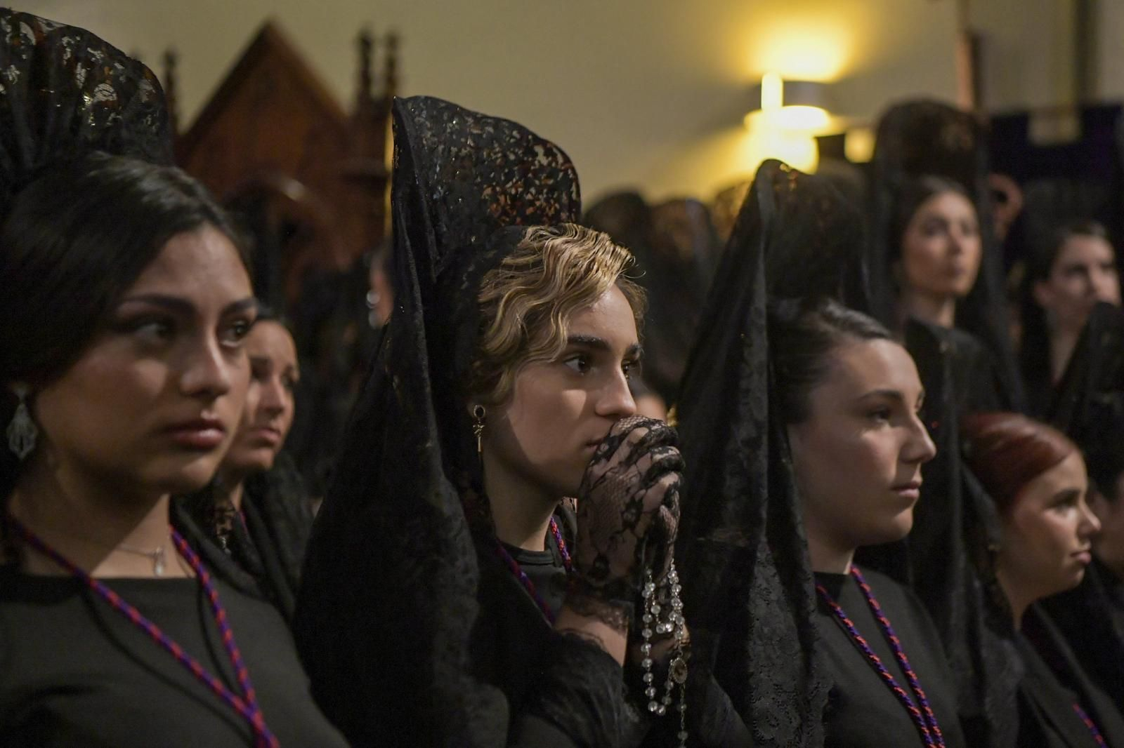 Fotos: Gitanos no sale de su templo