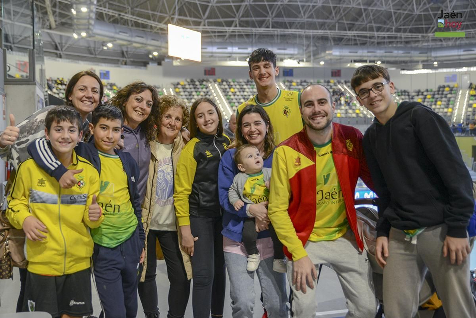 Búscate en las gradas del Olivo Arena en el Jaén Paraíso Interior - Inter Movistar