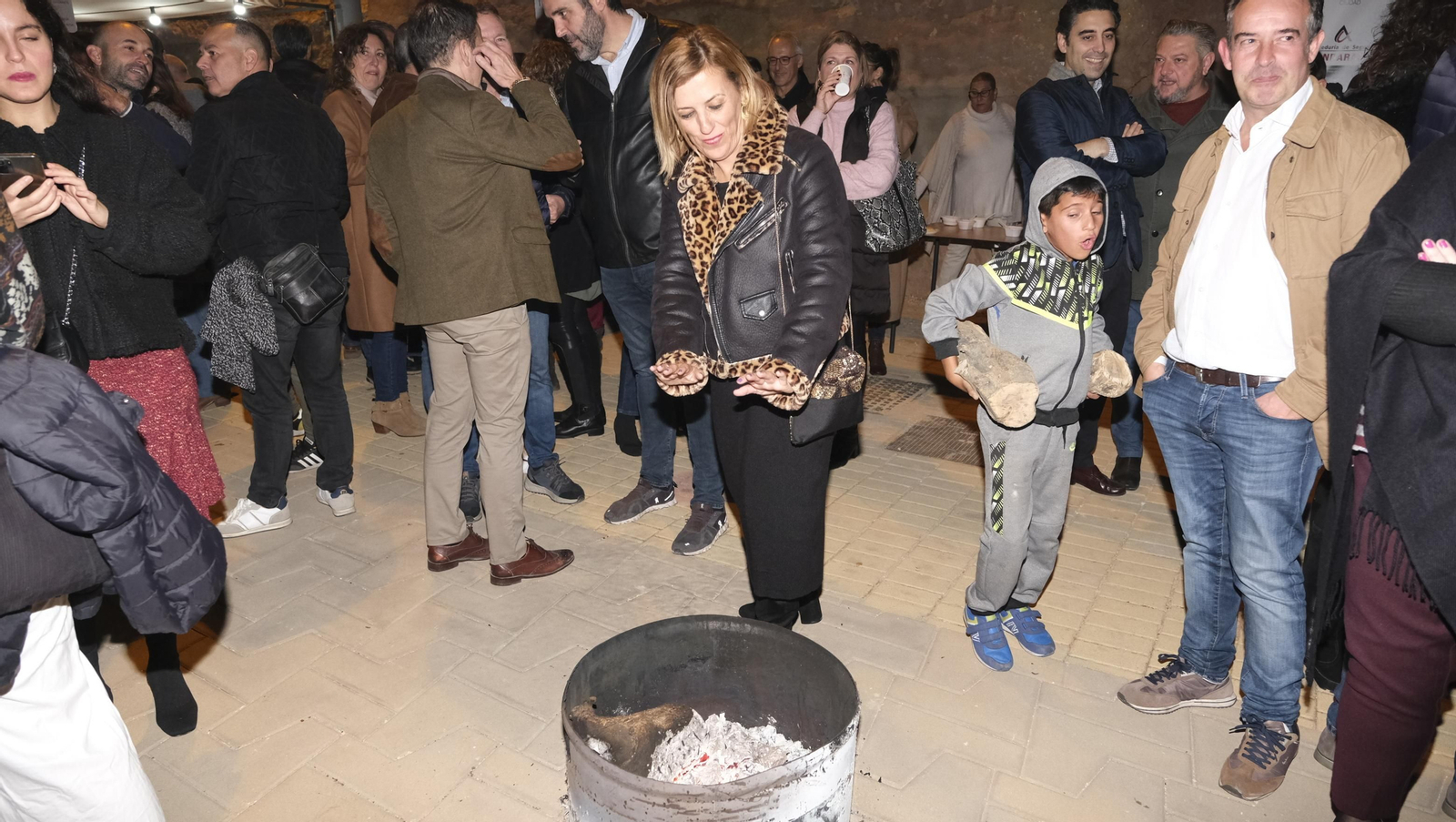 La Noche de las Candelas en el Mesón Gitano de Almería, en imágenes