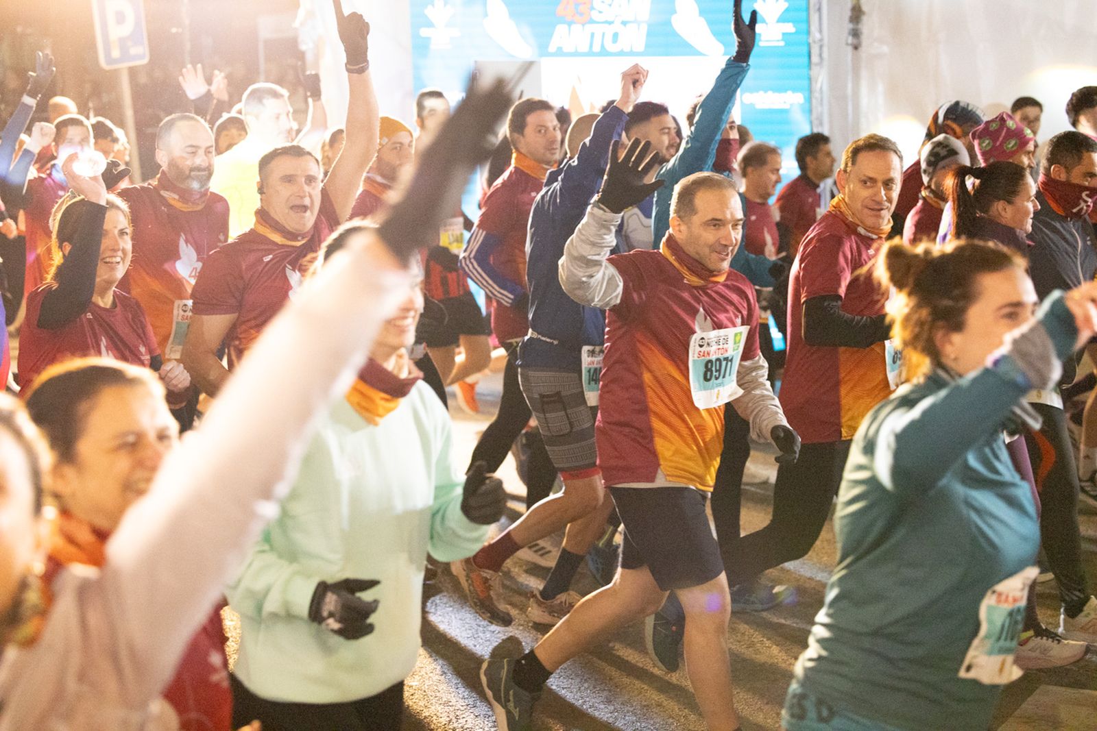 Encuéntrate en la salida de la Carrera de San Antón 2026 (1), en imágenes
