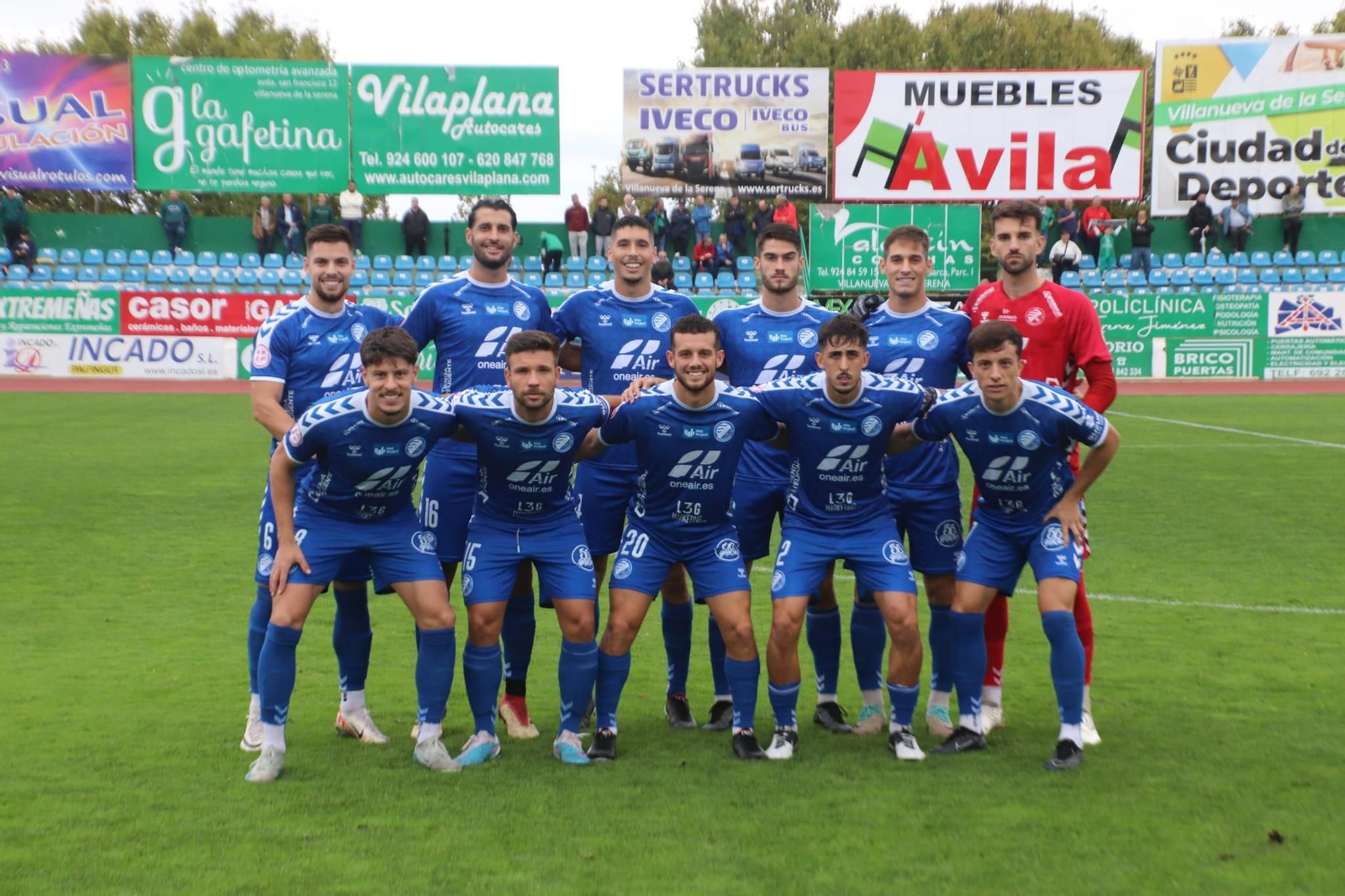 Once inicial del Xerez DFC en el Romero Cuerda ante el Villanovense. Once inicial del Xerez DFC en el Romero Cuerda ante el Villanovense.