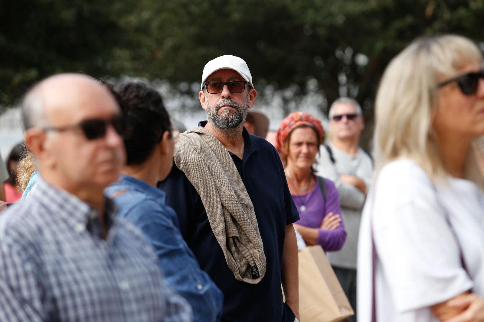 La manifestación por el derecho a una vivienda digna en Tarifa, en imágenes