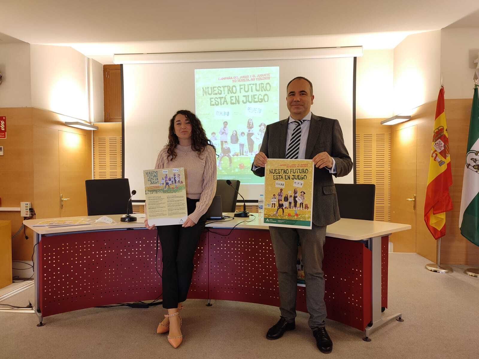Maria Montagut y Rafael Pasamontes en la presentación de la campaña.