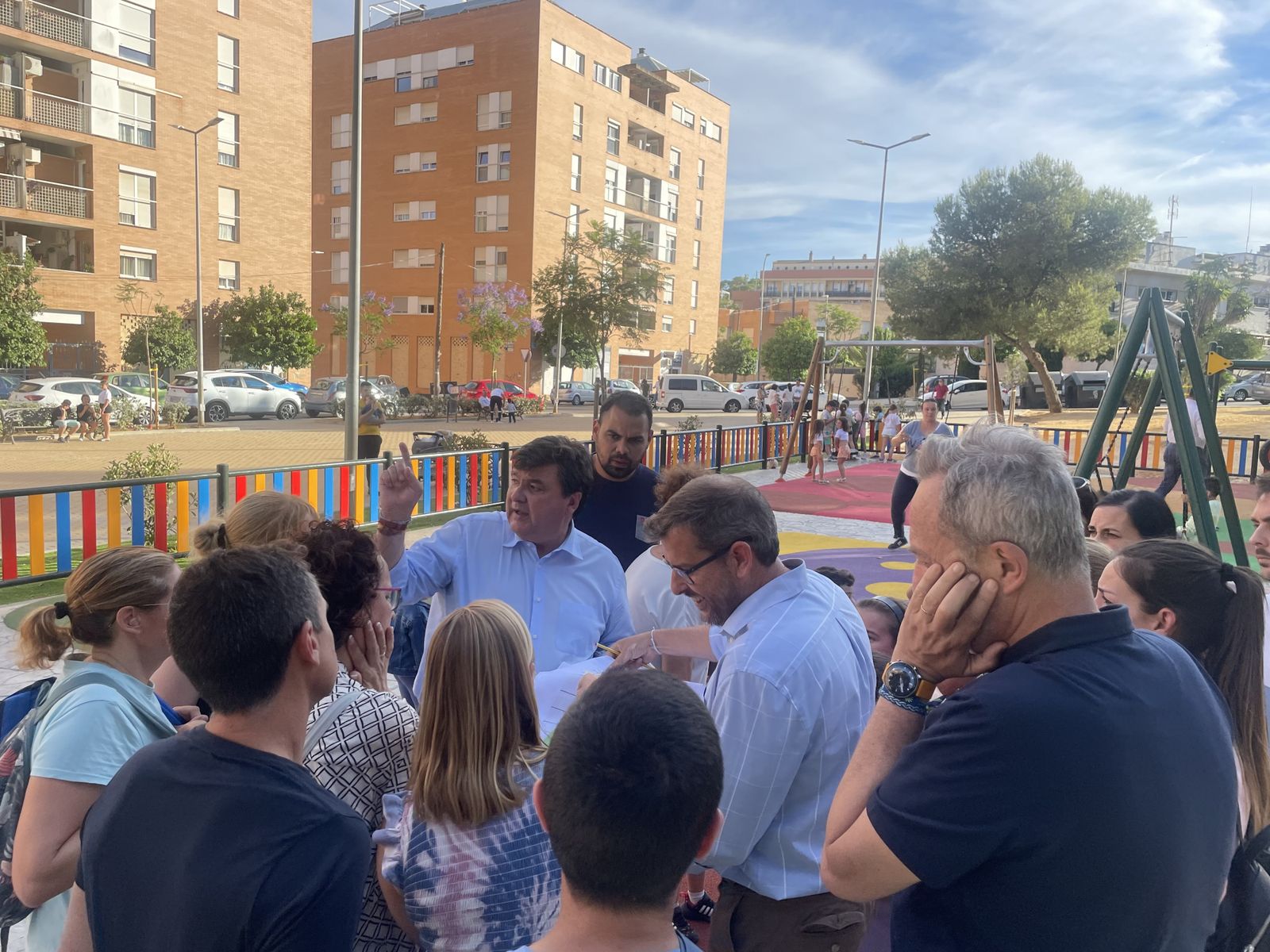 Presentación del Proyecto de espacio de juegos deportivos en Huerto Paco