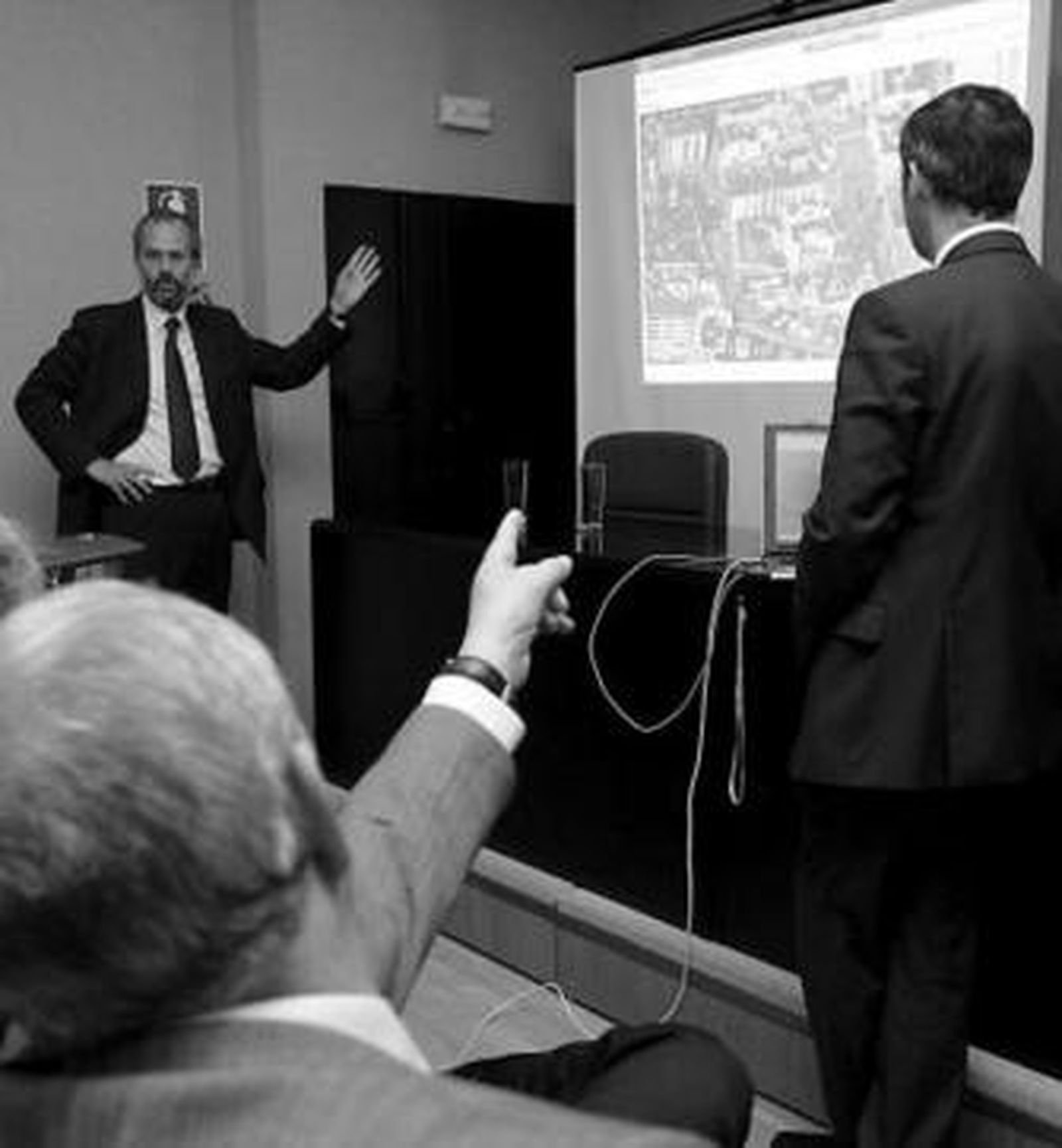 El director territorial del Catastro explica el sistema.