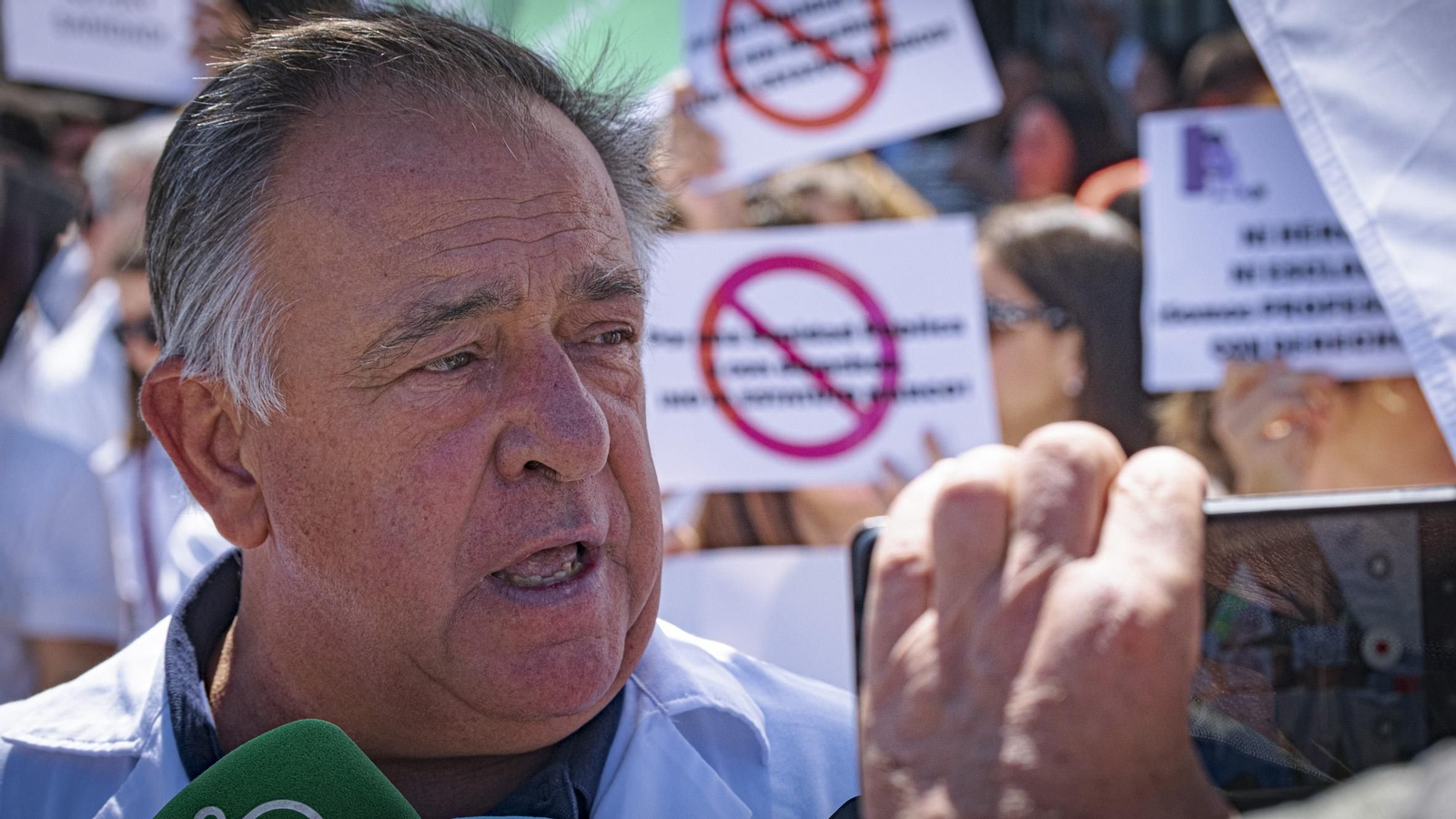 Las imágenes de la jornada de huelga de médicos en Cádiz