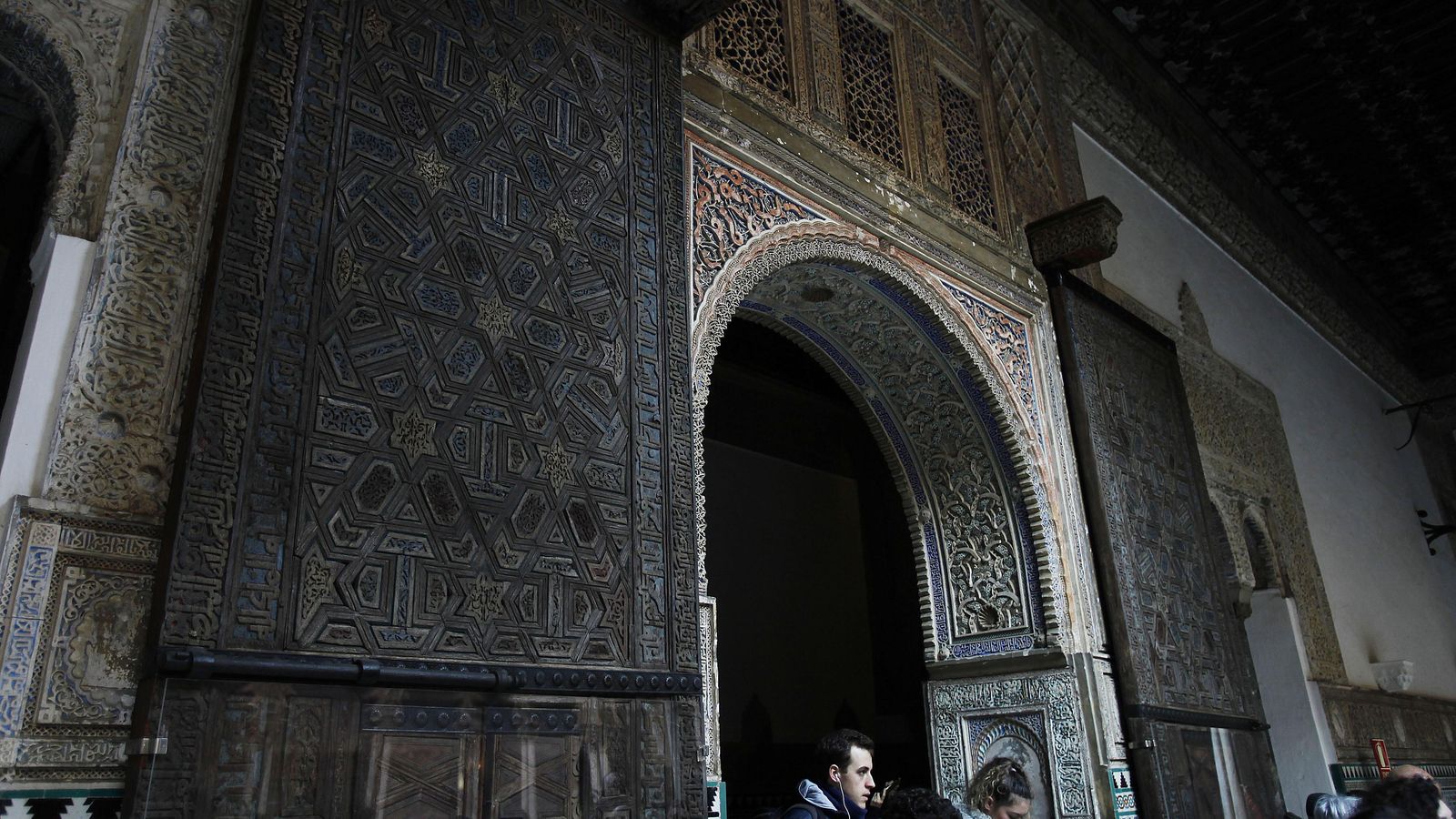 Restauración de las puertas del Patio de las Doncellas en el Alcázar.
