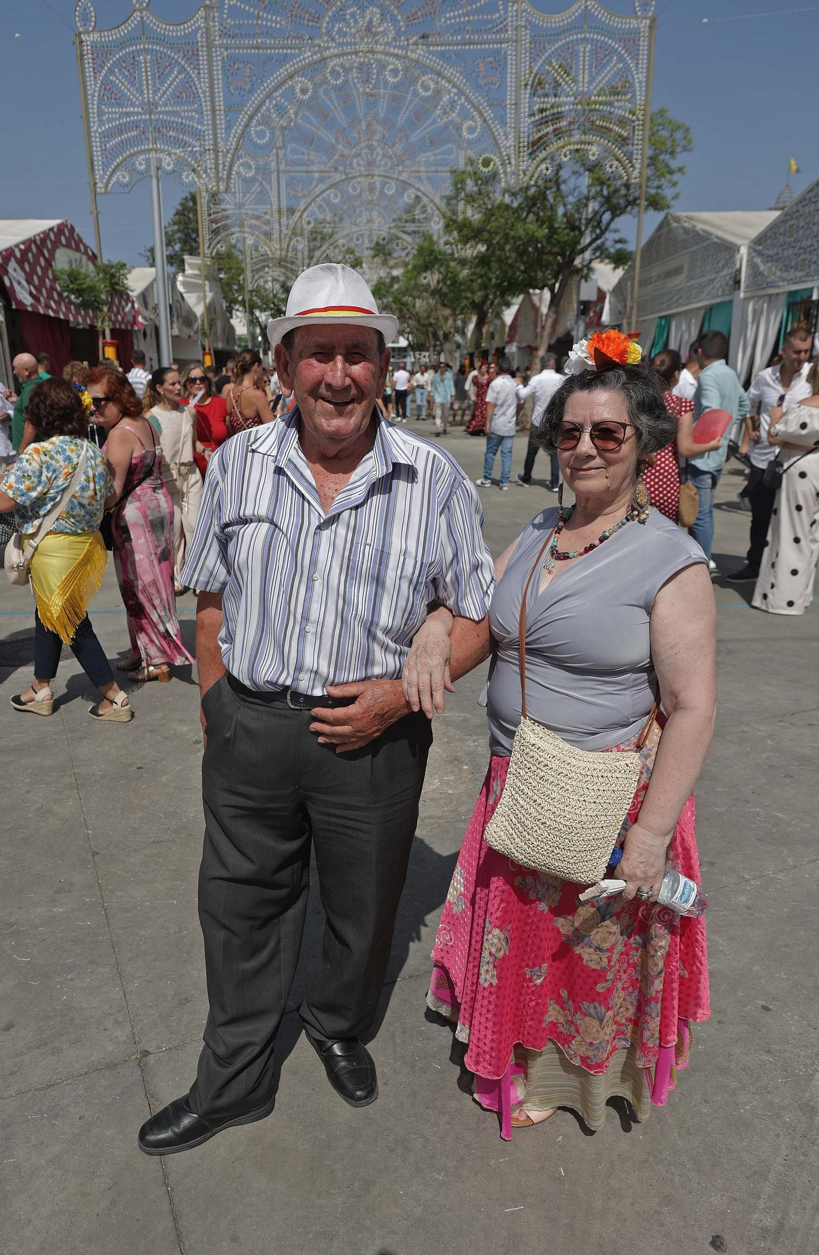 Búscate en las fotos del Domingo por Sevillanas de la Feria Real de Algeciras 2025