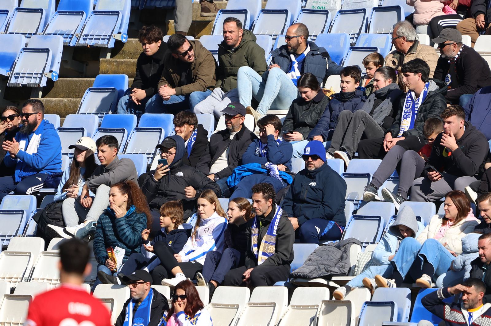 Búscate en las gradas del Nuevo Colombino durante el Recre-Estepona