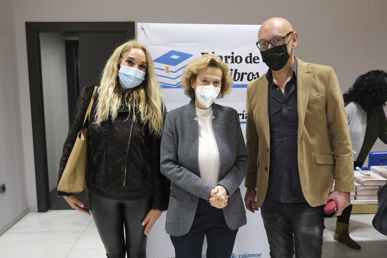 Fotogalería Diario de los Libros, con Julia Navarro. Almería