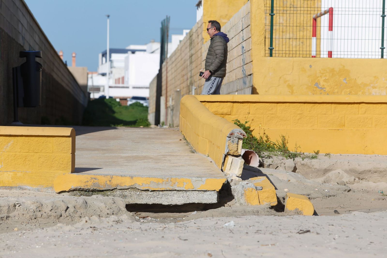 Las fotografías de los daños de las últimas borrascas en las playas de Getares y El Rinconcillo, en Algeciras