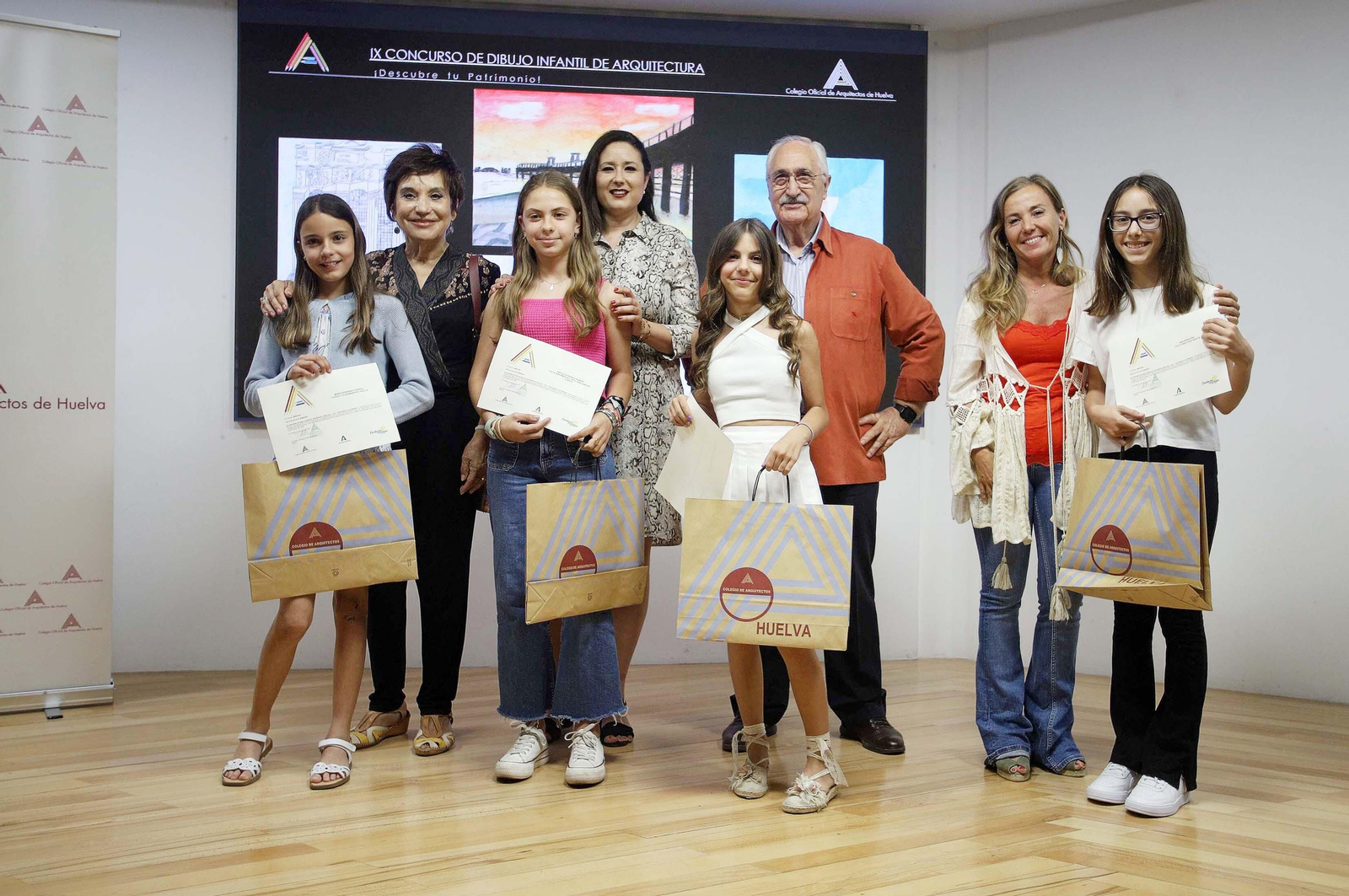 Imágenes de la entrega de premios del 'IX Concurso Infantil de Arquitectura'