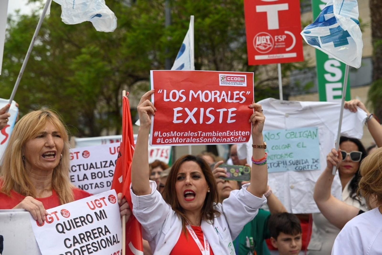 Las imágenes de la protesta de los sanitarios de Córdoba