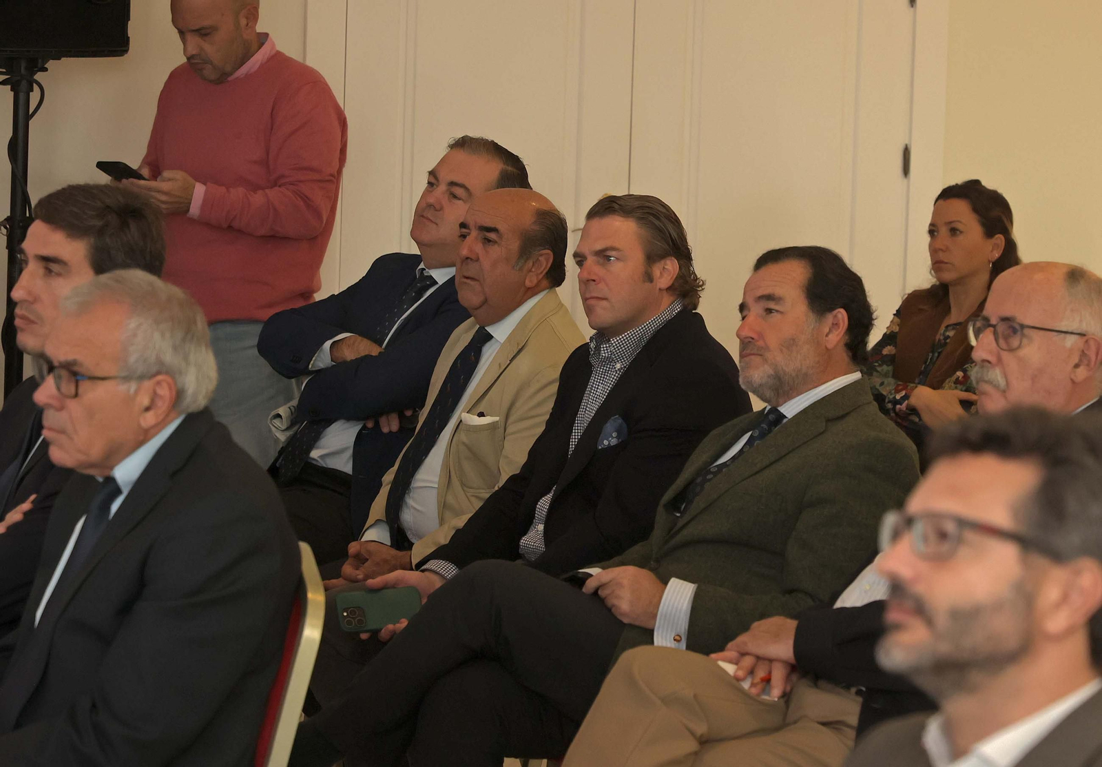 Fotos del Desayuno coloquio Nuevos retos del almacenamiento en la era de la bioenergía en Los Barrios y el Campo de Gibraltar de Europa Sur y Olivia Energy Group