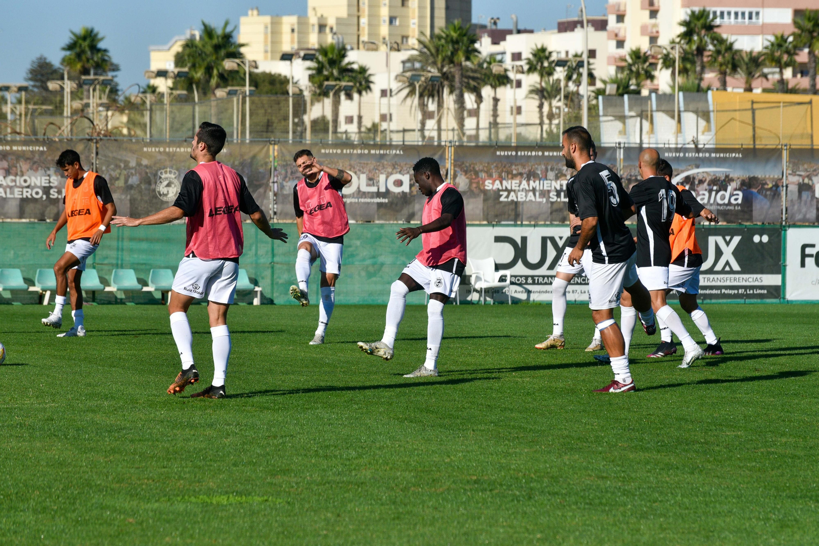 El partidillo de entrenamiento de la Balona, en imágenes