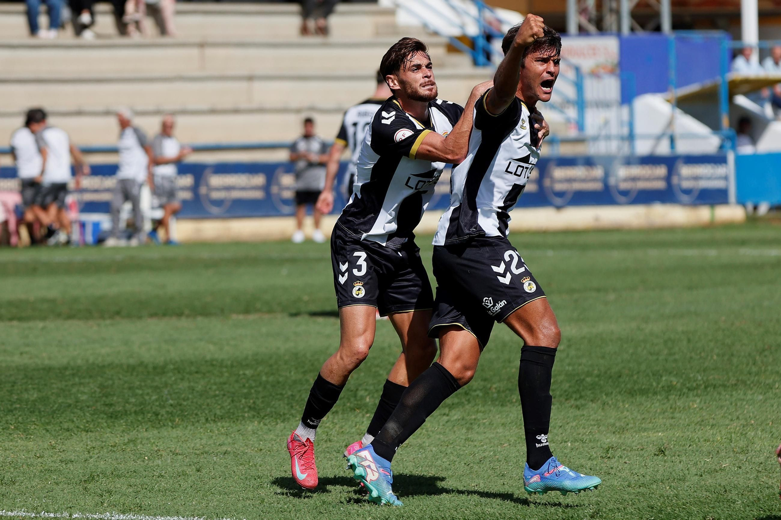 Las fotos de la victoria de la Balona en Coria