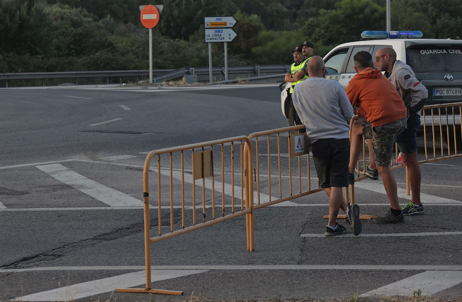 Fotos de la jornada del viernes de la huelga del metal en el Campo de Gibraltar