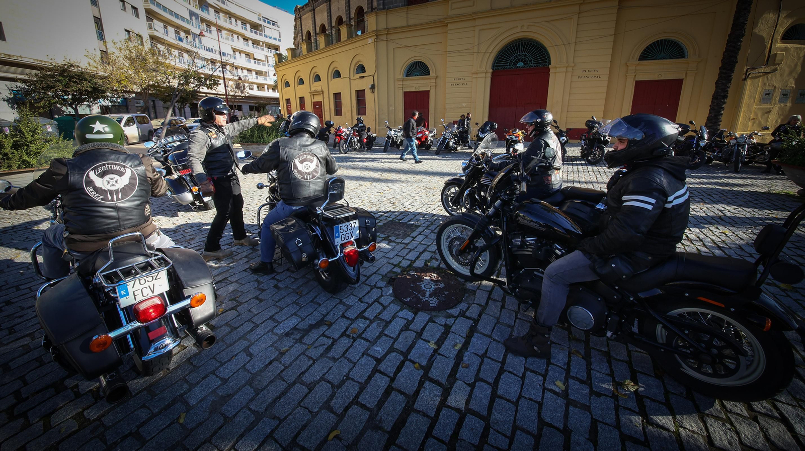 Búscate en la gran motorada solidaria celebrada en Jerez