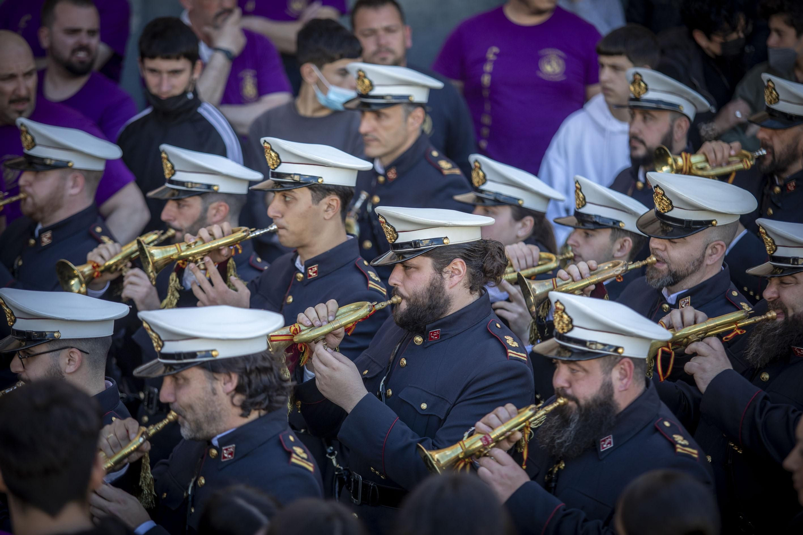 Las imágenes de la cofradía de Columna en la Semana Santa de Cádiz 2022