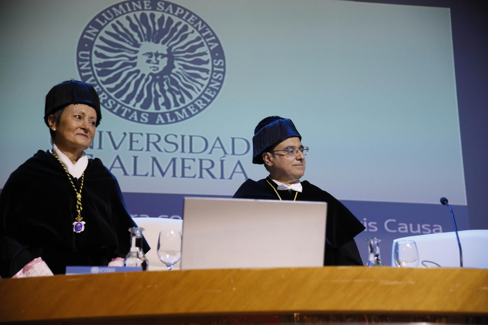 El doctor José María Peiró Silla es investido Doctor Honoris Causa por la UAL, en imágenes