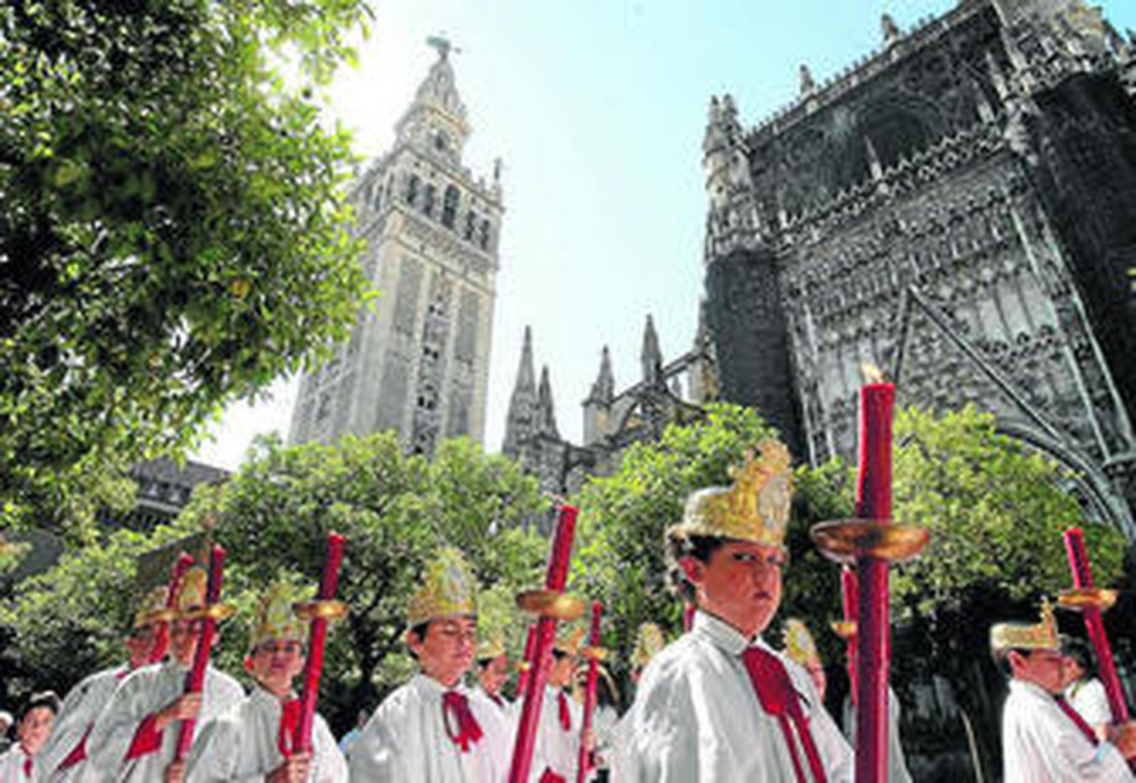 Anticipo de Corpus en el Patio de los Naranjos