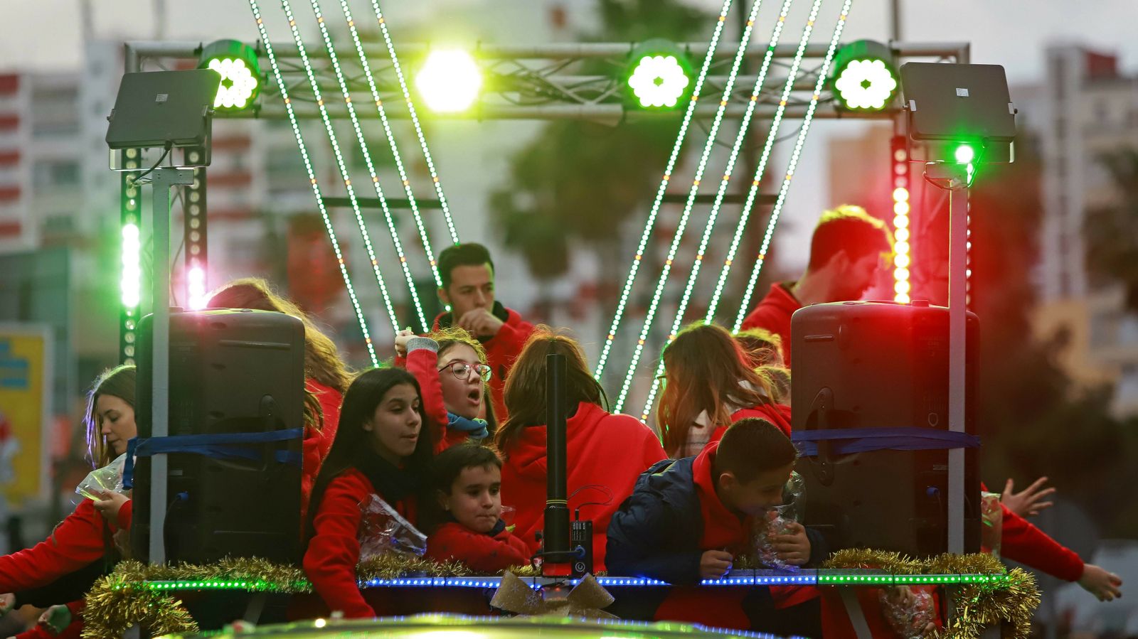 Las mejores fotos de la cabalgata de los Reyes Magos en Algeciras