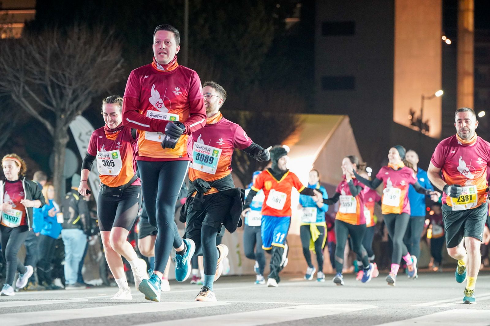 En imágenes: búscate en tu llegada a meta de la Carrera de San Antón 2026 (20)