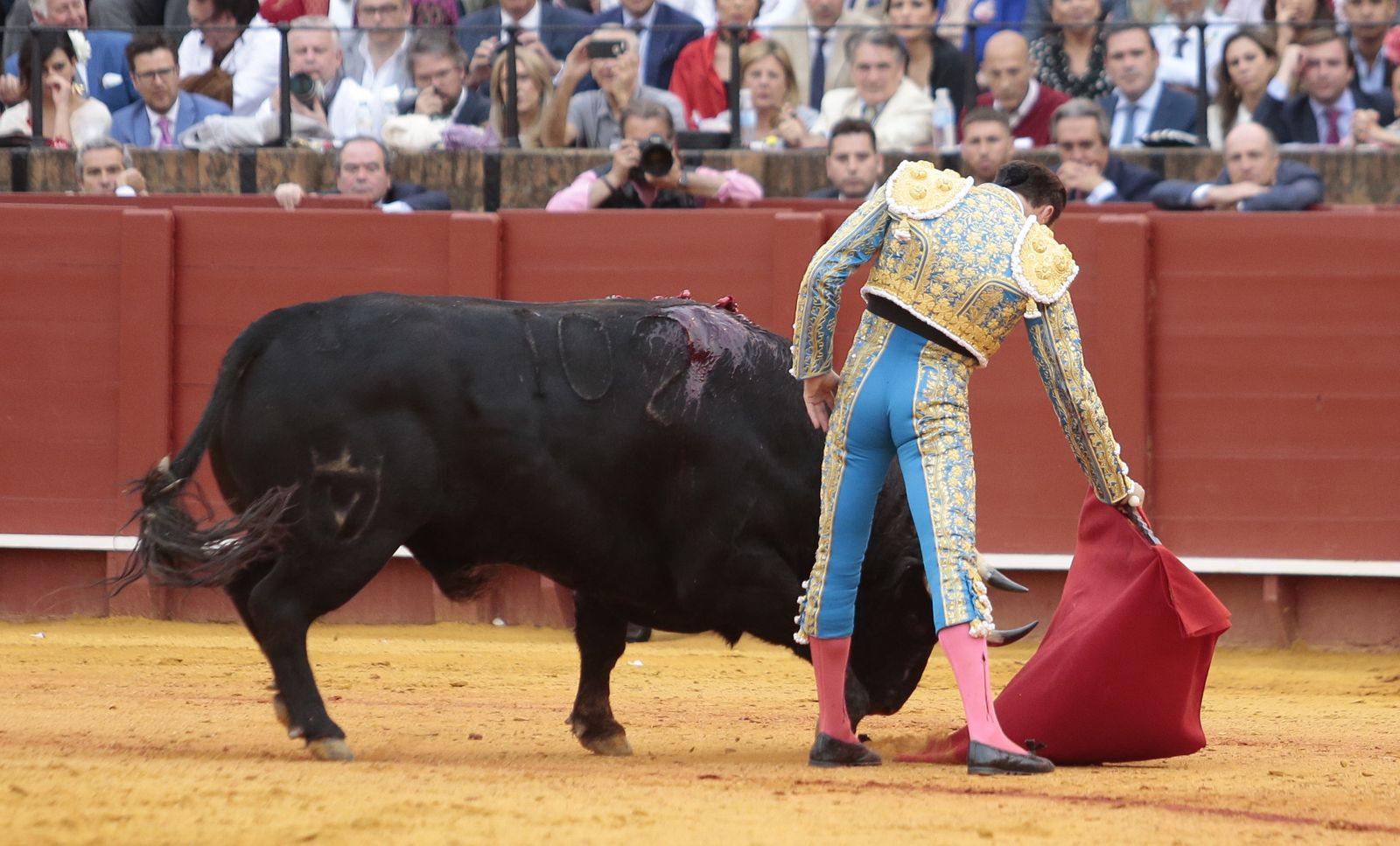 Las imágenes de la duodécima de abono de la Maestranza