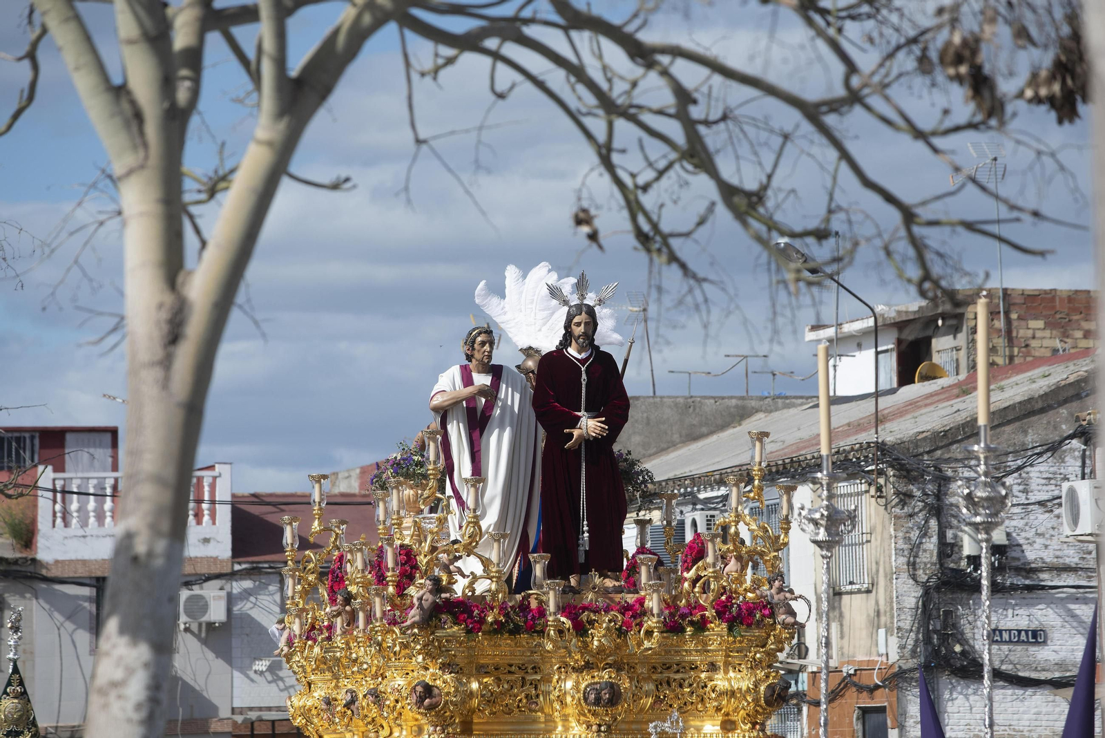 El paso de misterio de la Hermandad de Torreblanca.