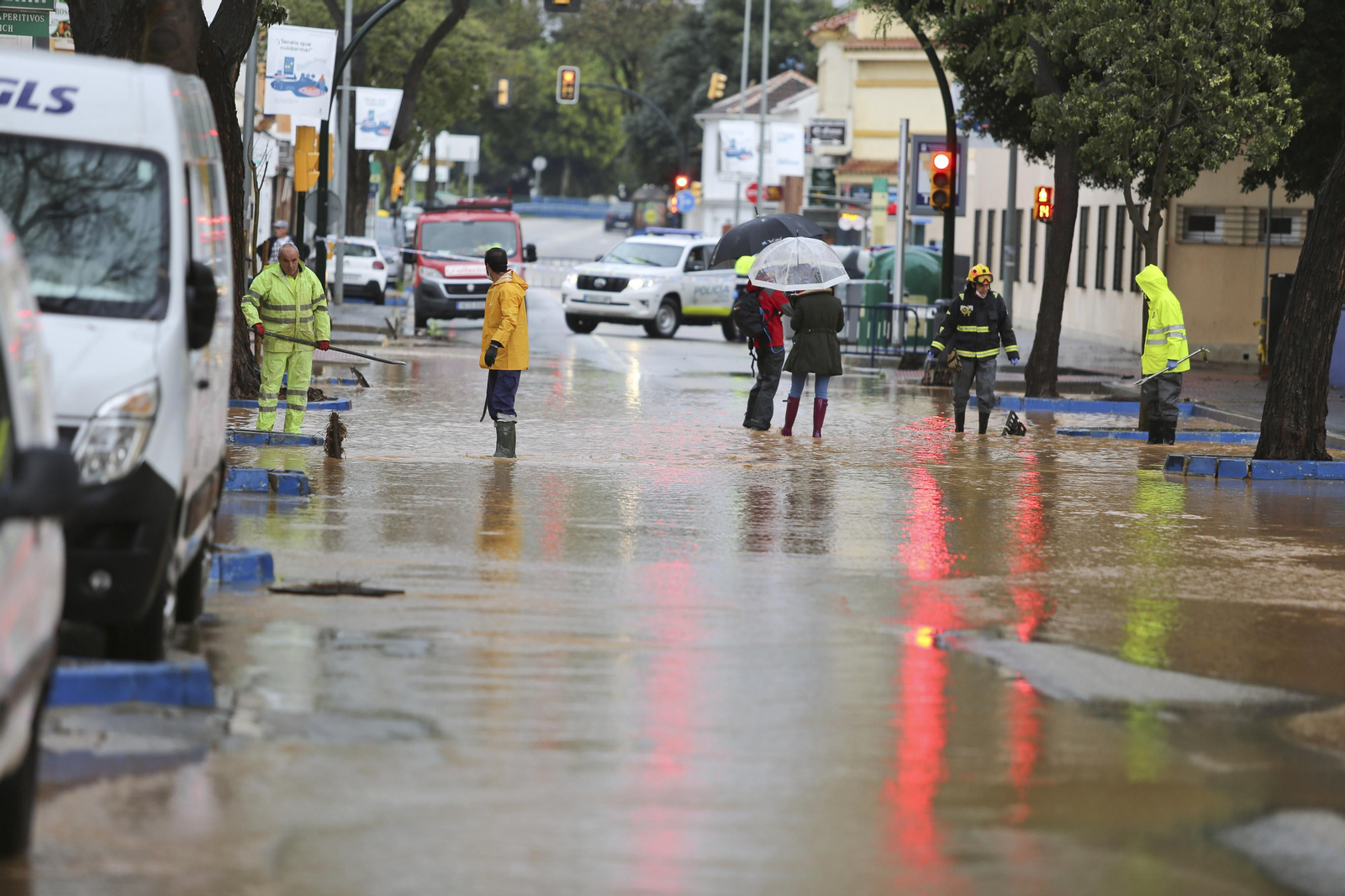 Campanillas anegada tras las lluvias, en fotos