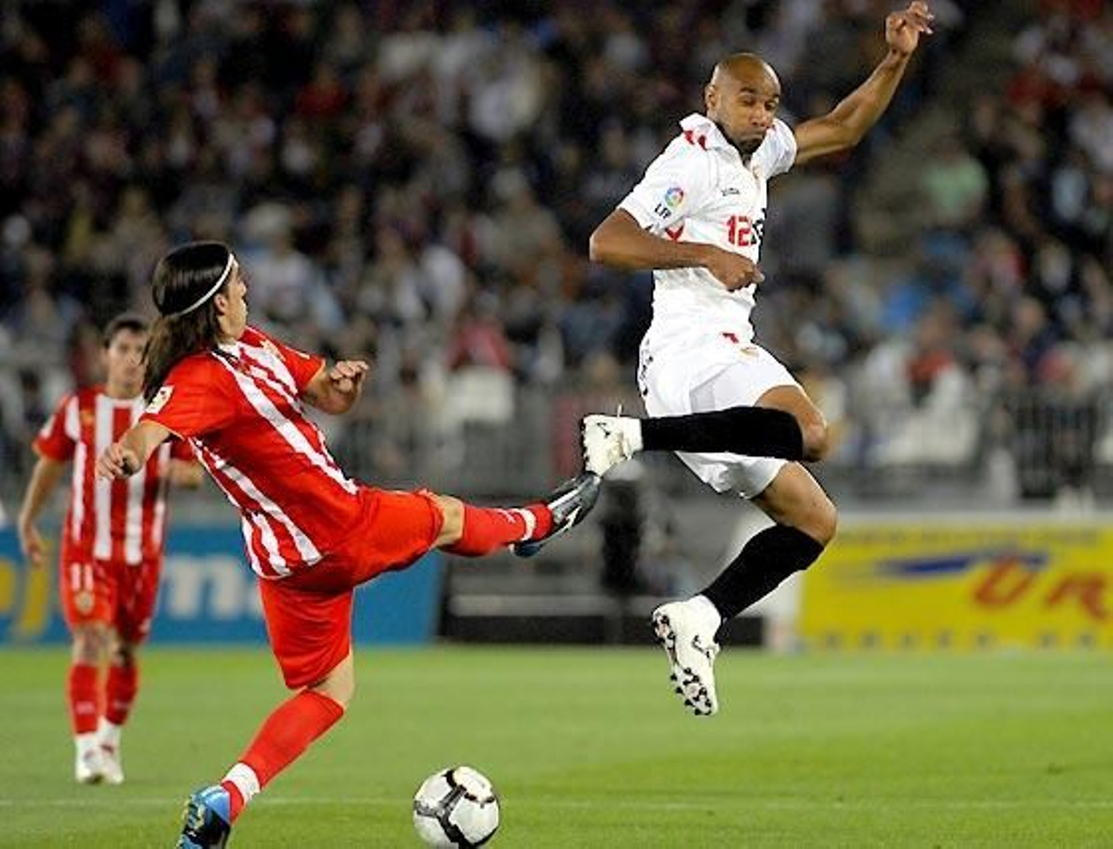 Foto: Jorge Guerrero (AFP Photo) / Carlos Barba (EFE)