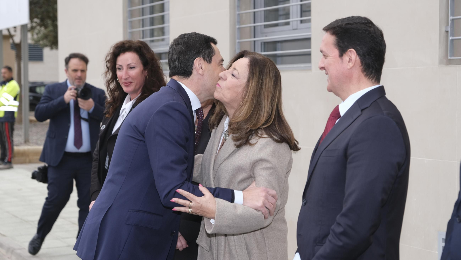 Las imágenes de la entrega de viviendas de VPO en Costacabana