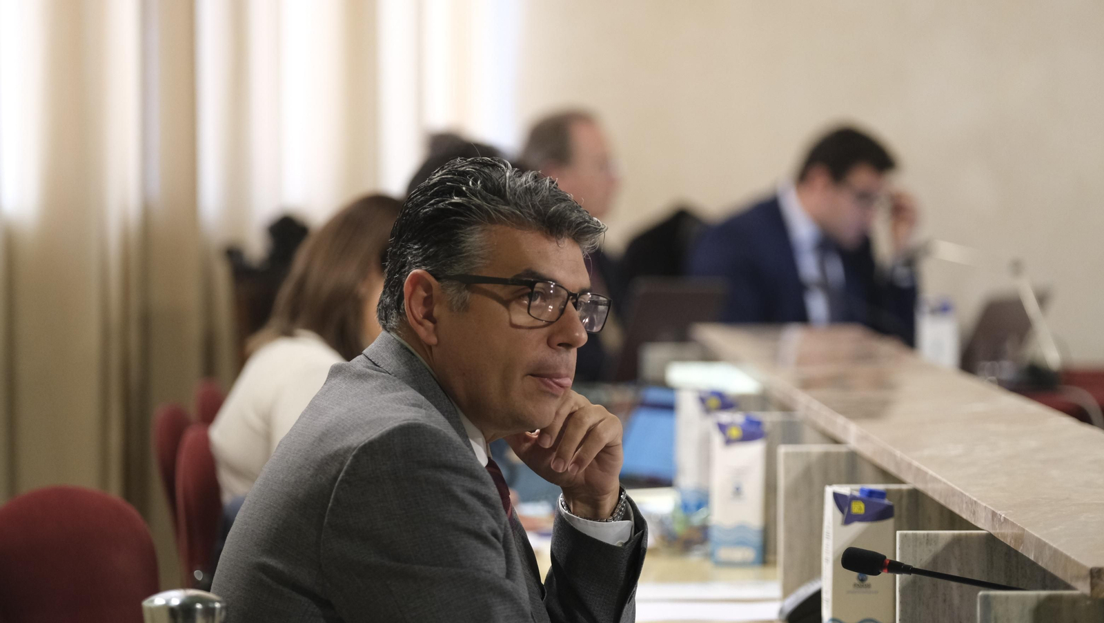 Imágenes del Pleno del Ayuntamiento de Almería sobre el estado de la Ciudad