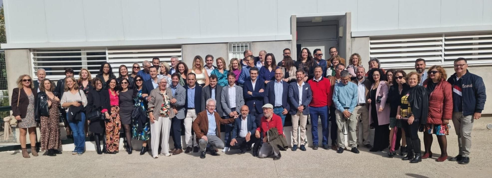 Los alumnos de la promoción 89-93 del Asta Regia celebran el 30 aniversario de su graduación. Los alumnos de la promoción 89-93 del Asta Regia celebran su 30 aniversario