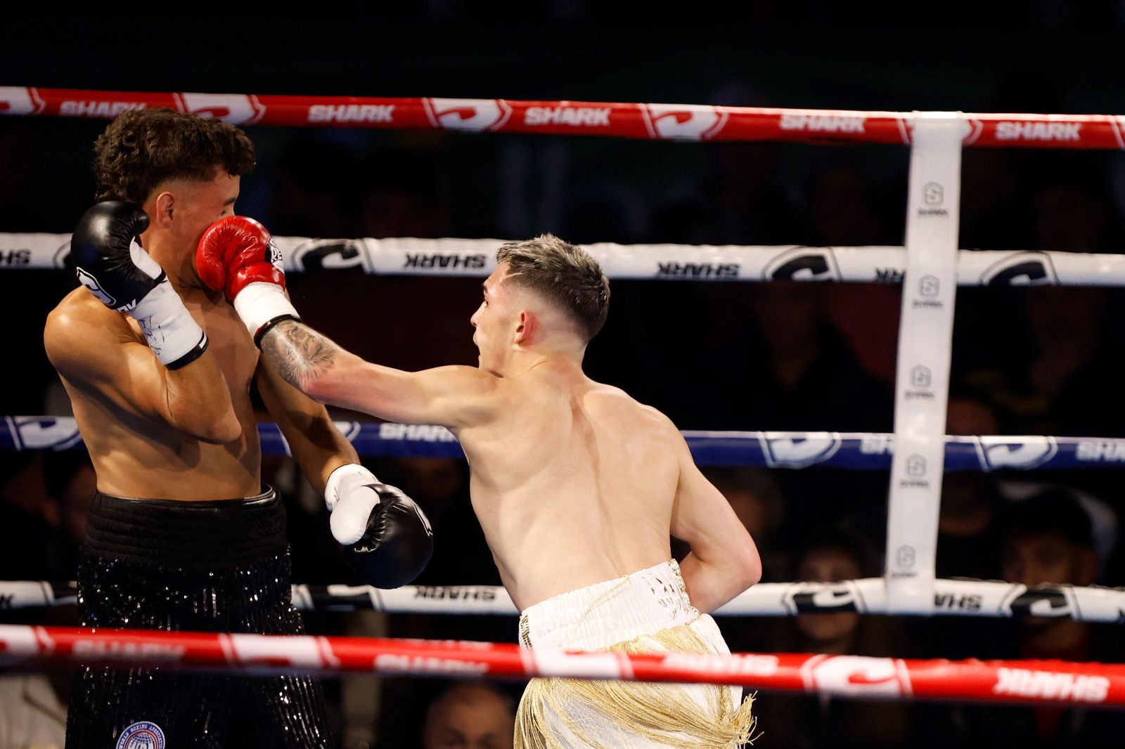 Las mejores fotos del debut profesional de Rafa Lozano Jr. ante Kervin Romero