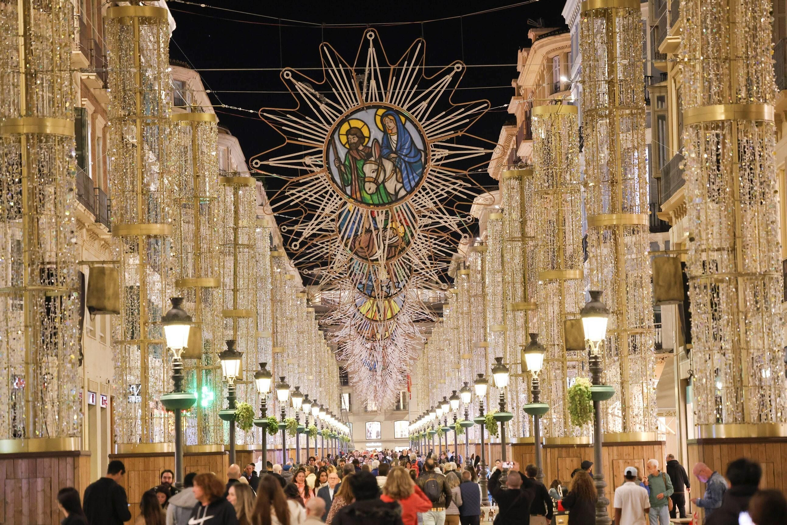 La nueva decoración navideña de calle Larios en Málaga.