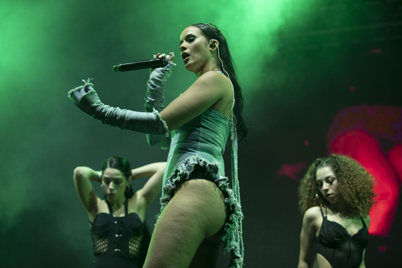 Yung Beef y La Zowi desatan la locura en el festival Infierno