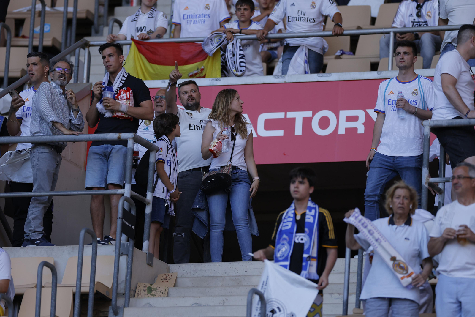 Búscate en las fotos de la final de la Copa del Rey entre el Madrid y el Osasuna
