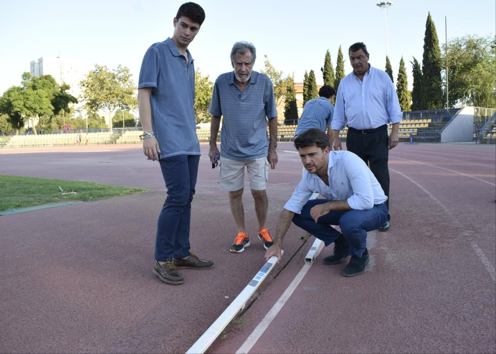 El PP advierte del riesgo de lesiones por el "abandono" de la instalación.