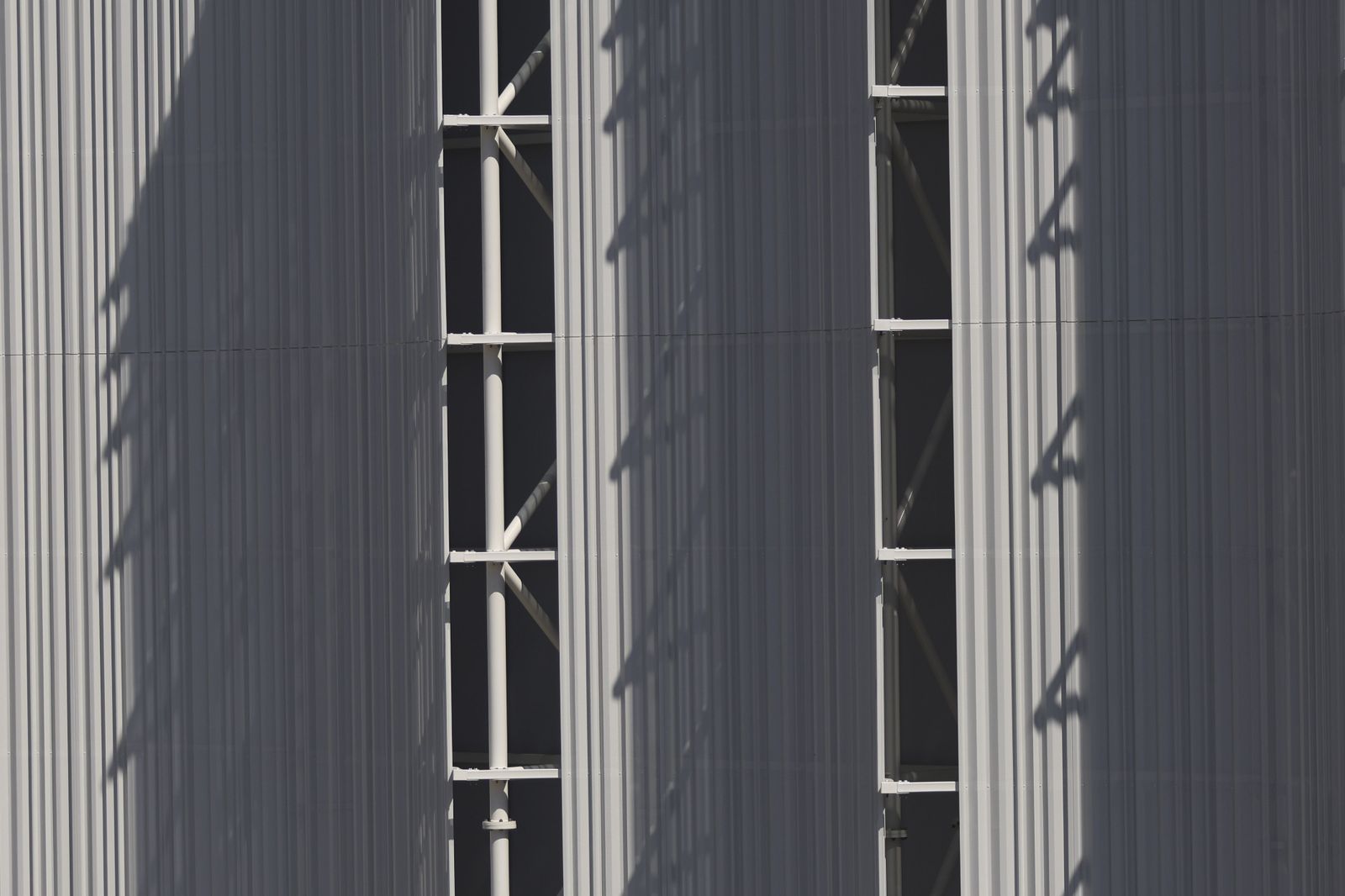 Imágenes de los 10 edificios singulares de la Málaga contemporánea