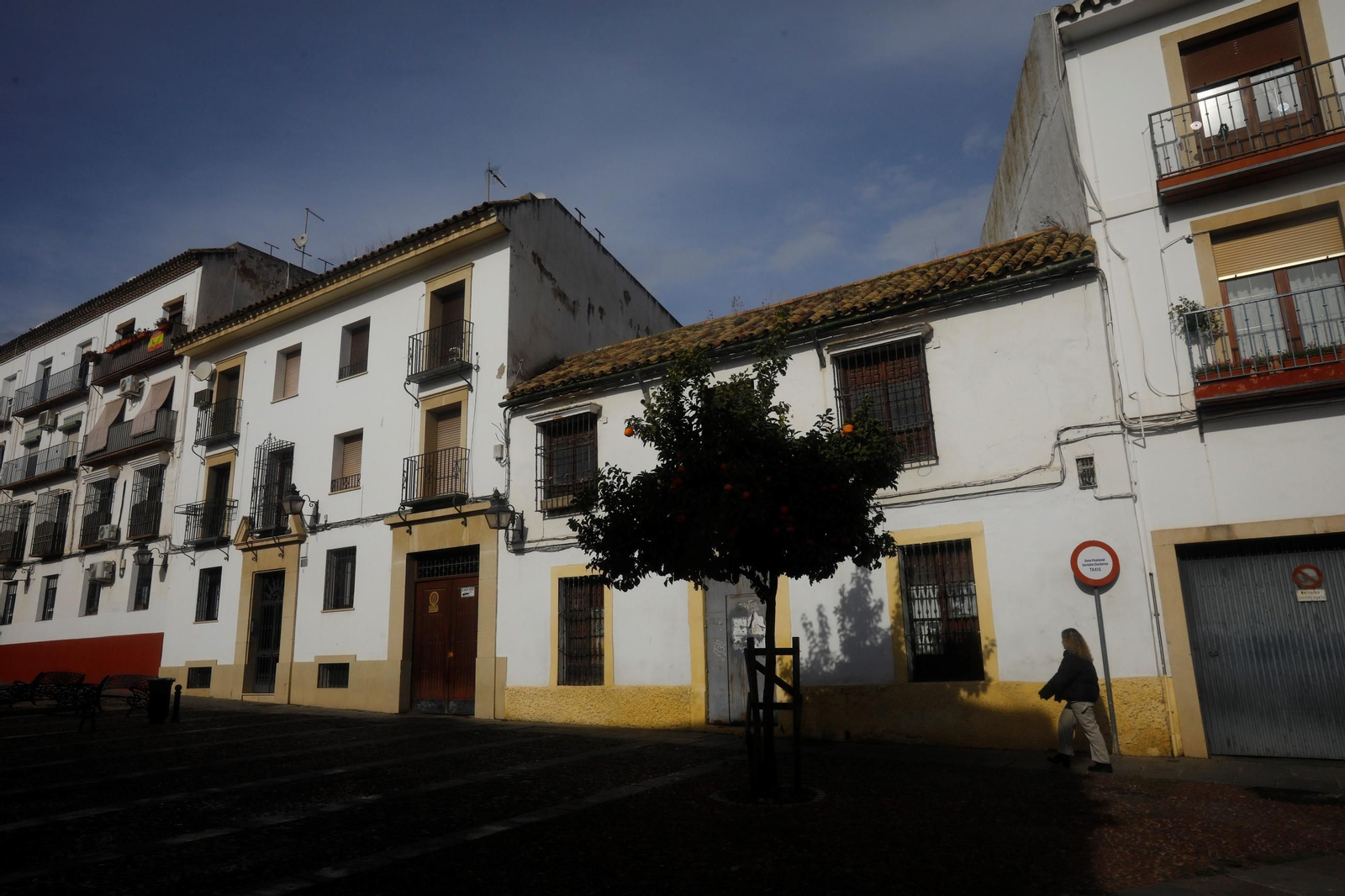Un paseo en imágenes por el barrio de Santa Marina en pleno invierno