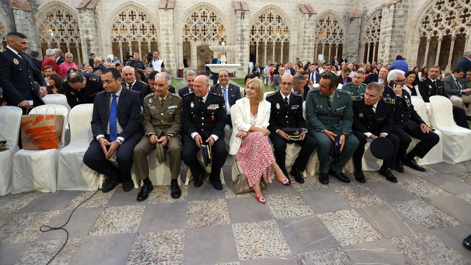 Entrega de medallas de la Asociación Santo Ángel de la Policía Nacional de Jerez