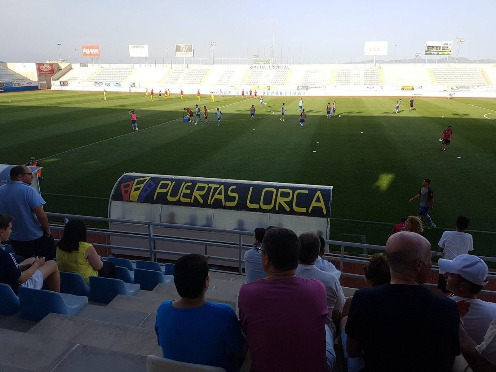 Las imágenes del incendio en Moguer y Mazagón