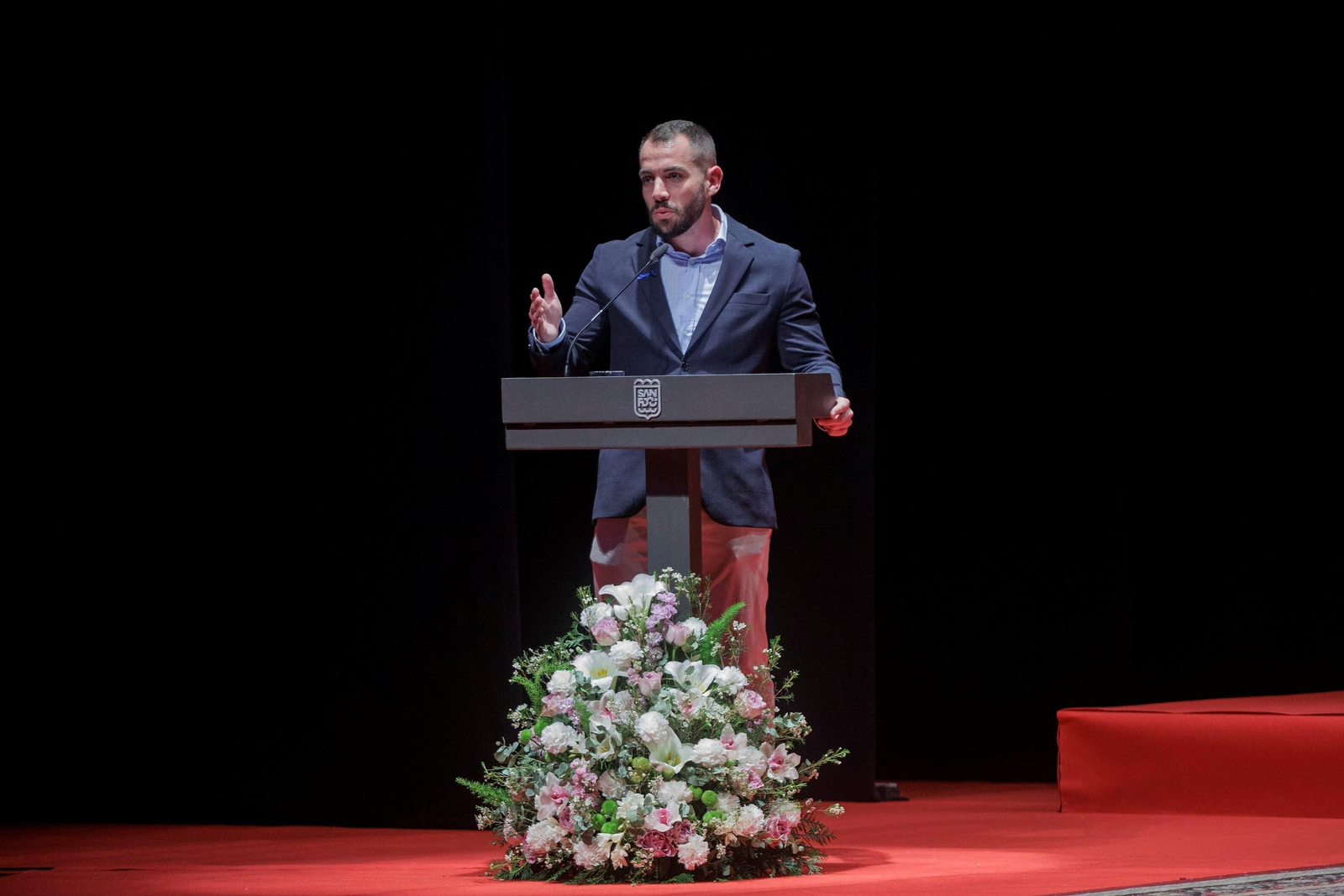 Las imágenes de la entrega del título de Hijo Predilecto de San Fernando a Monchi.