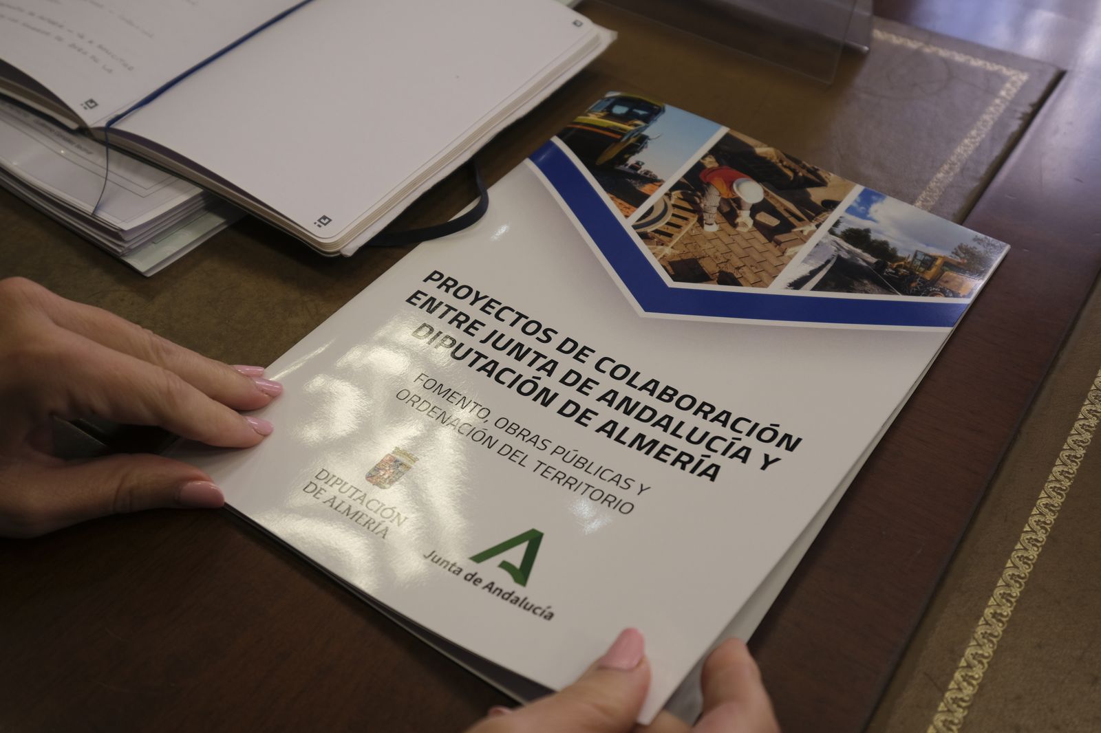 Fotogalería Consejera de Fomento en Diputación de Almería