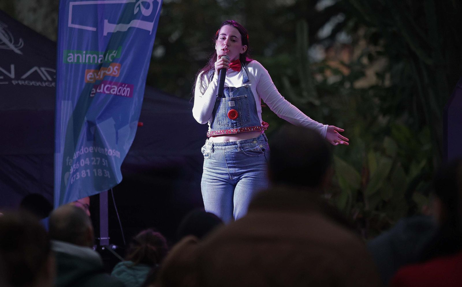 Las fotos del cantajuegos navideño en el Parque María Cristina de Algeciras