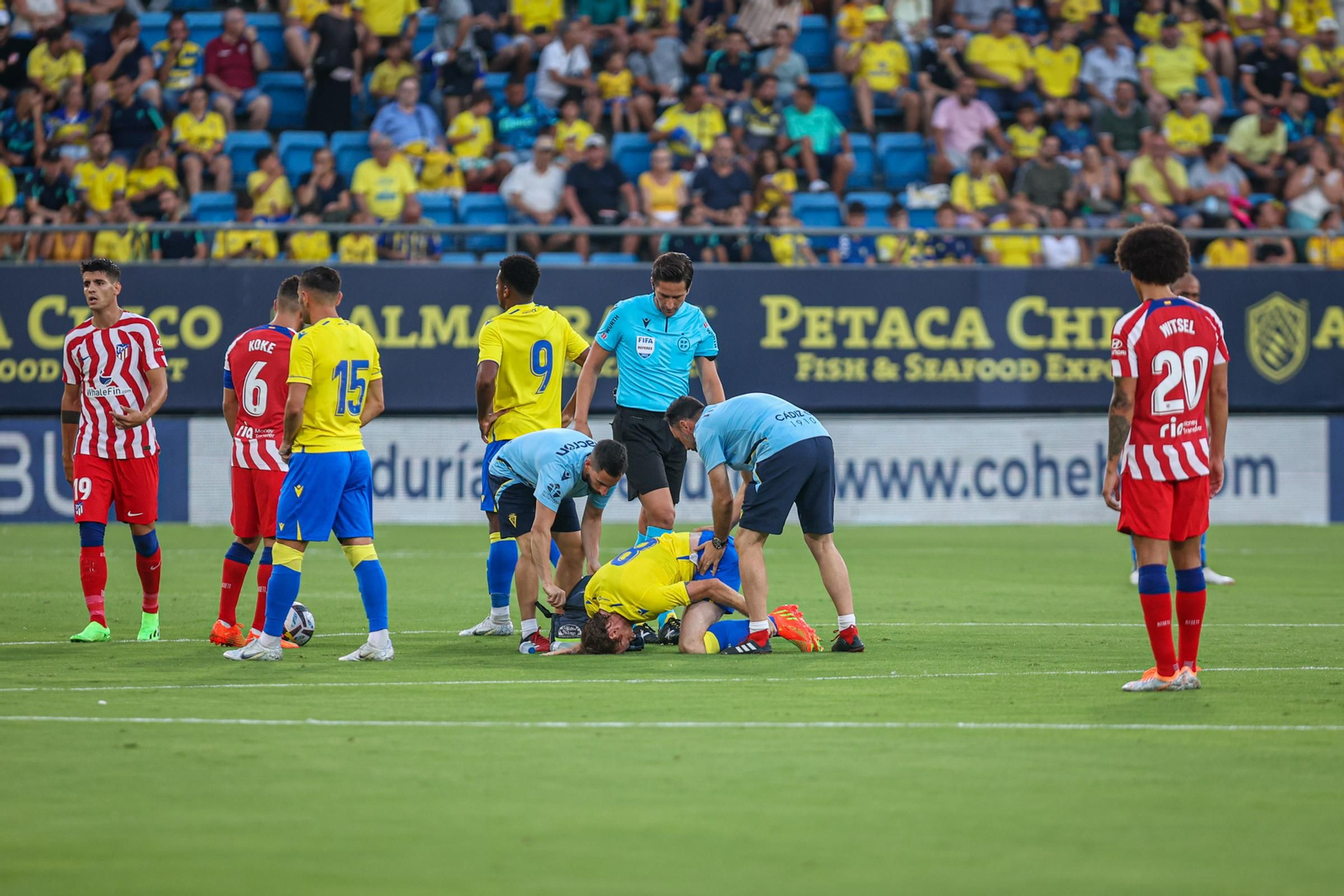 Las imágenes del Cádiz-Atlético de Madrid del Trofeo Carranza