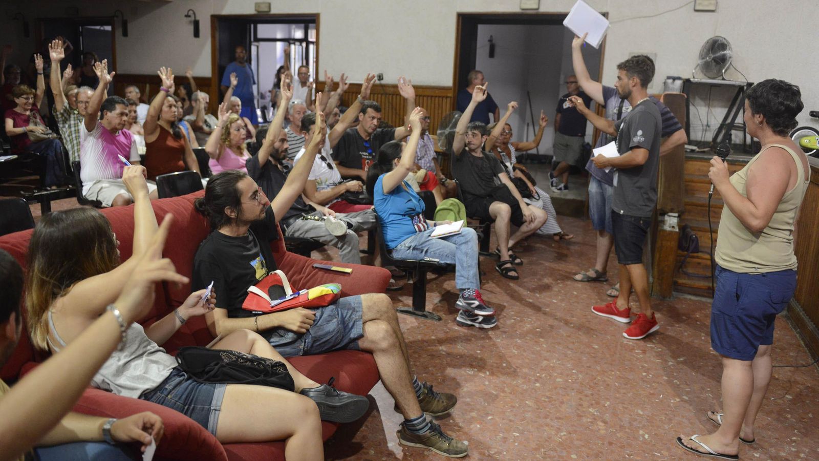 Un círculo de Podemos celebrado en agosto de 2015 en el edificio de Sindicatos.