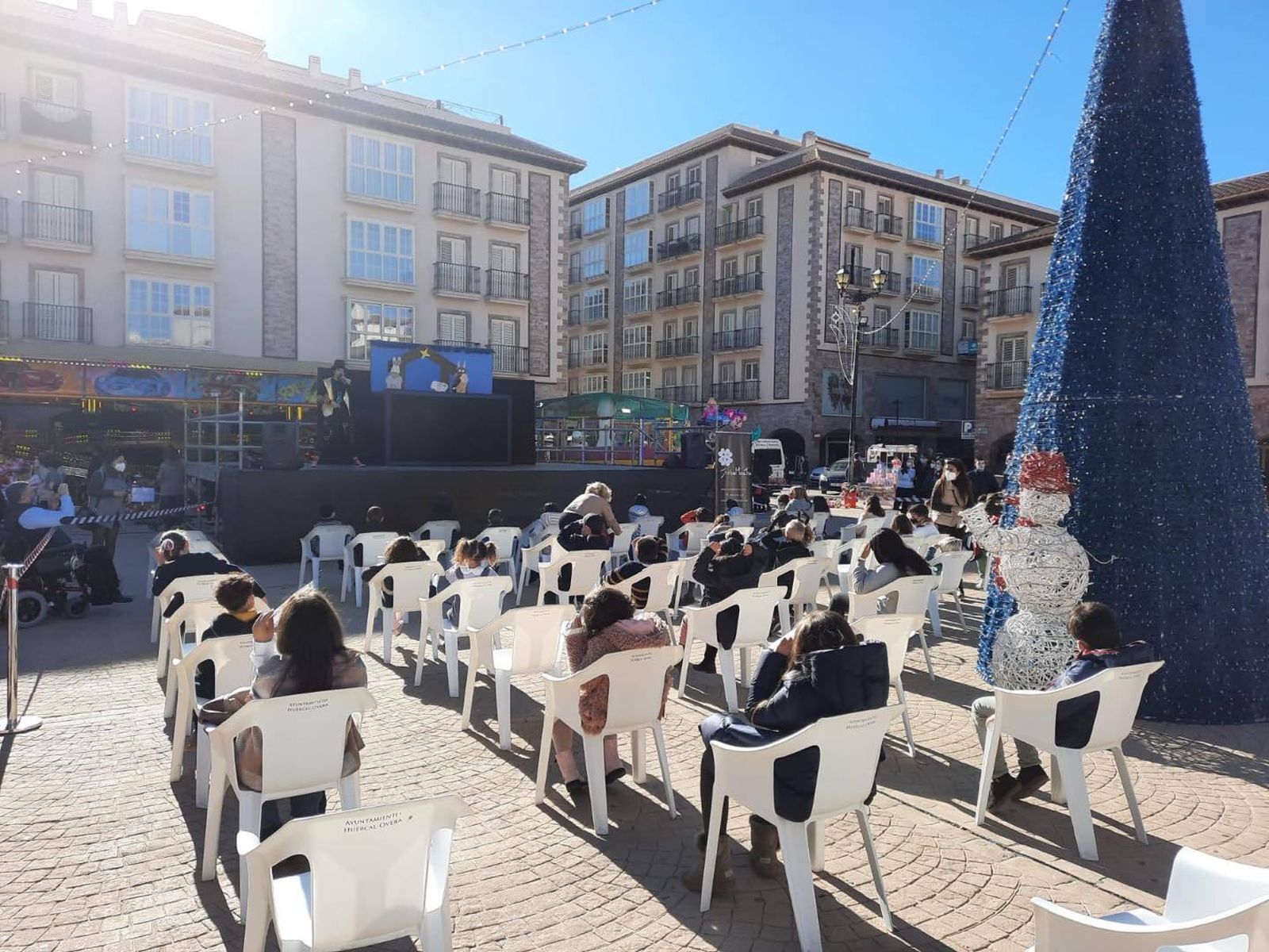 Los niños de Huércal-Overa despidieron el año con villancicos a ritmo de rock.
